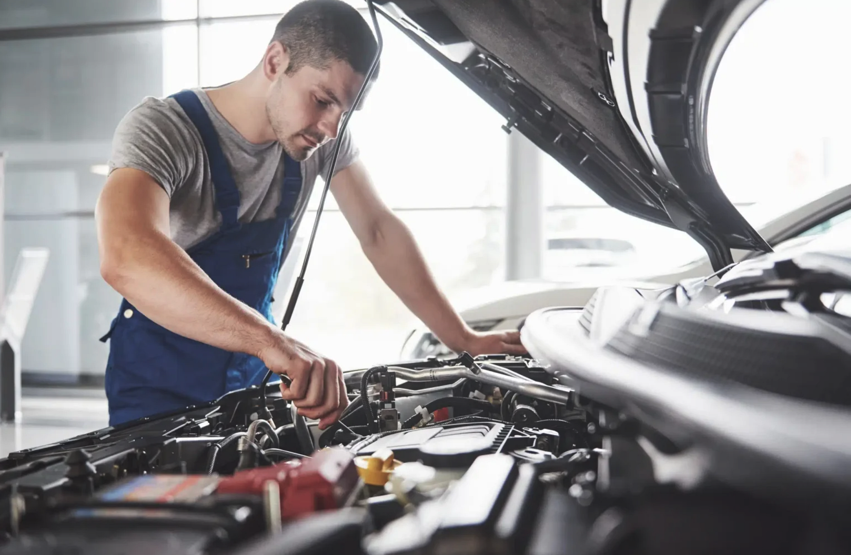 Echipamente si scule profesionale pentru un service auto modern